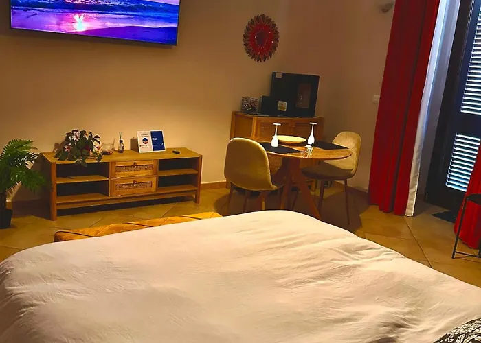 Suite Amare Luxury Apartment